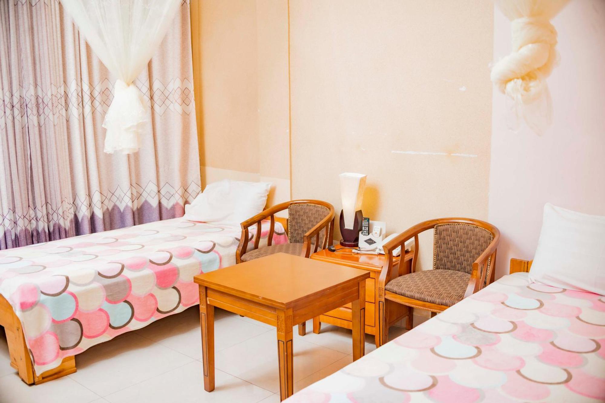 Tigers'S Apartment Hotel Bujumbura Ngoại thất bức ảnh
