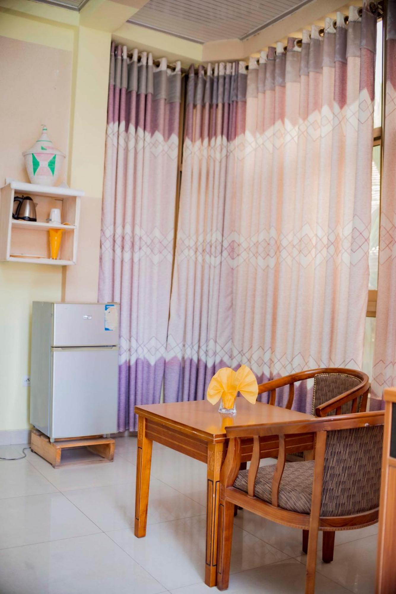 Tigers'S Apartment Hotel Bujumbura Ngoại thất bức ảnh